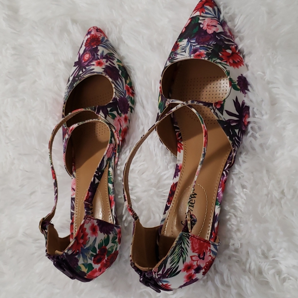 Comfortview small floral heels